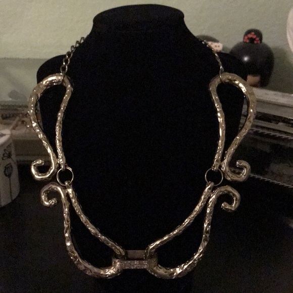 Jewelry - 🍁SUPER SALE! Gold necklace